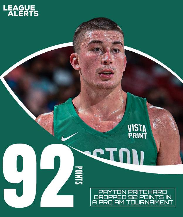 英超战报：利物浦2-1战胜曼联,（英超速递：利物浦2比1力克曼联）