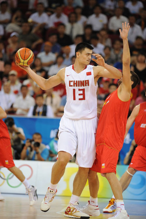 椰子：踢后卫让库普恢复信心；DV9受伤是戴维和奥蓬达的机会（椰子：让库普客串后卫助其重拾信心，DV9伤退成戴维与奥蓬达良机）