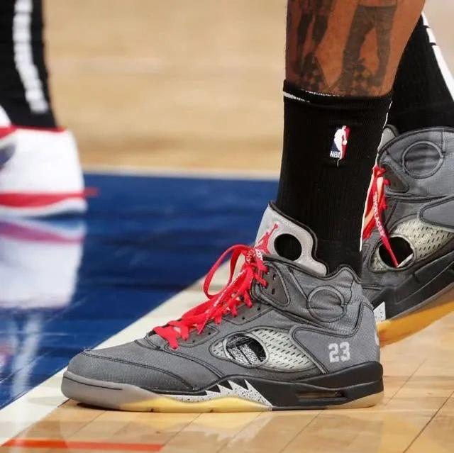 传奇归来！孙兴慜重回热刺！（王者归位！孙兴慜重返热刺）