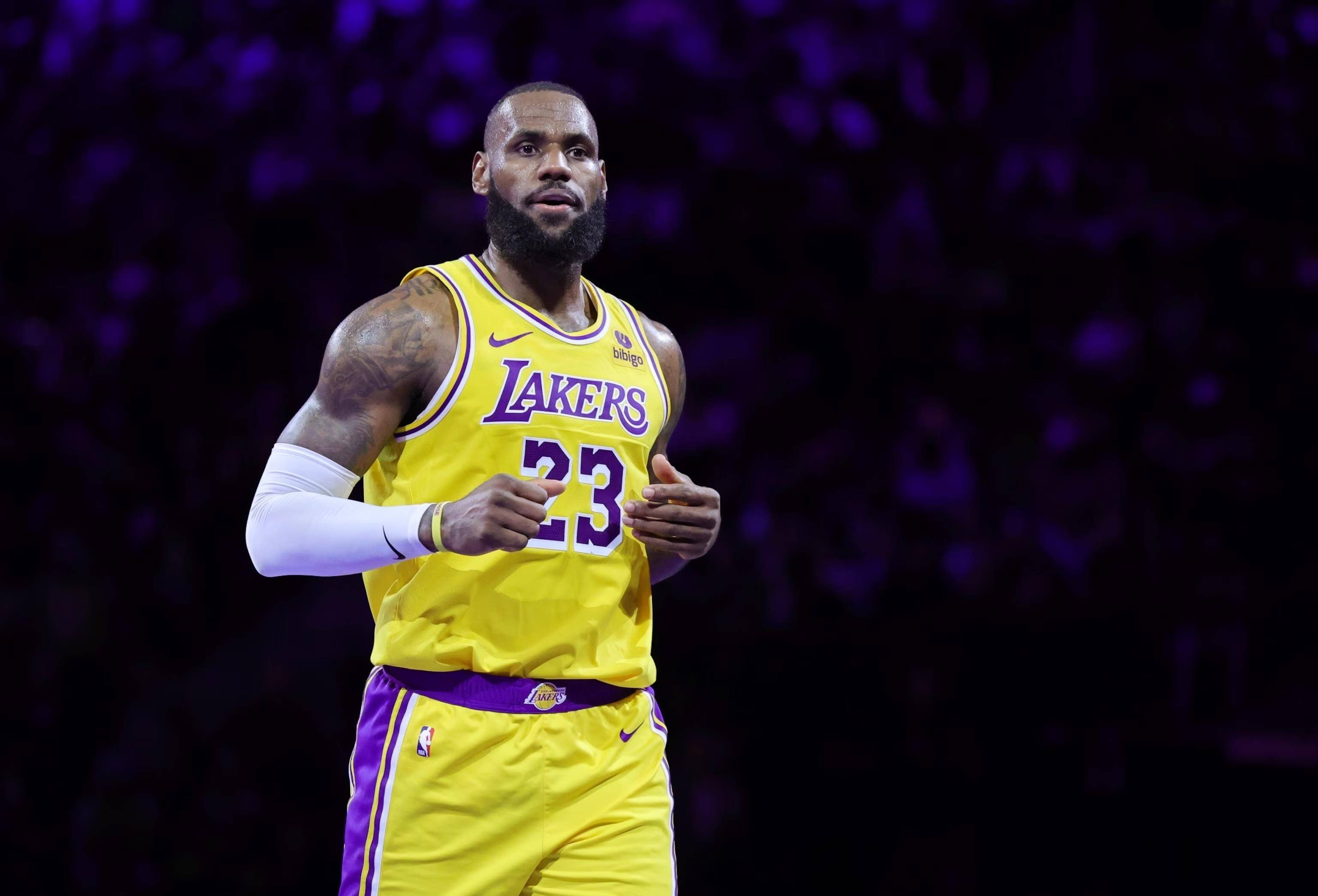 观察：法兰克福欲免签17岁让热亚尔，他已上演巴黎一队首秀（法兰克福欲免签17岁新星让热亚尔 已完成巴黎一线队首秀）