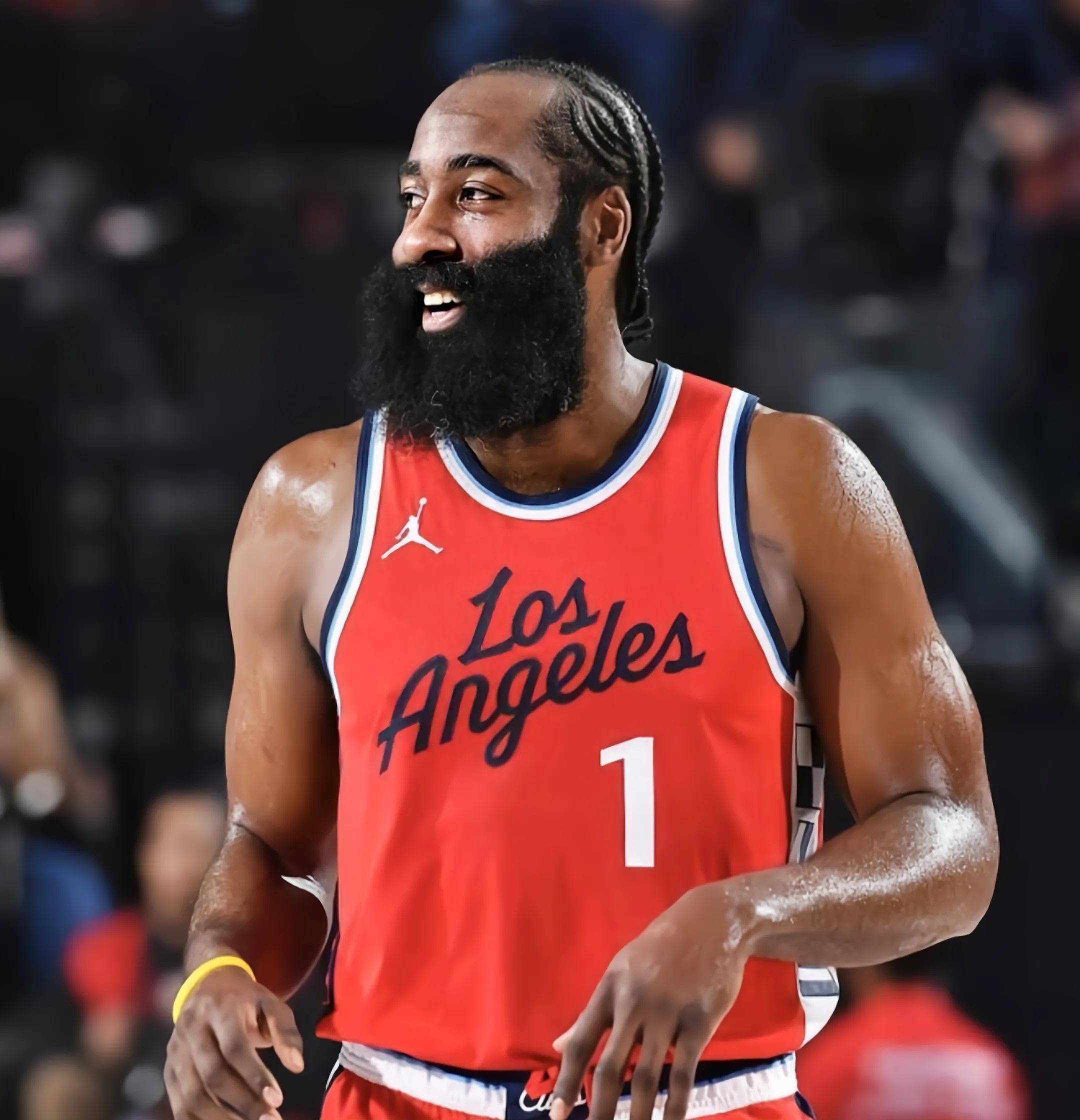 连续两轮进球！田中碧助利兹联队平利物浦、胜切尔西（田中碧两轮连斩！利兹联战平利物浦、击败切尔西）